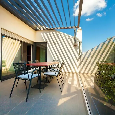 Amarin Luxury Holiday
